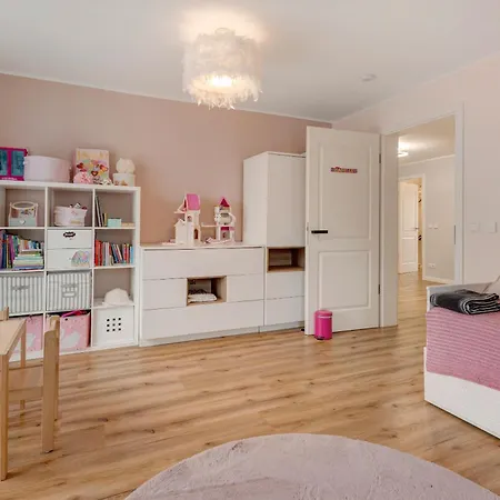 Feriehus Luxurious Family House *