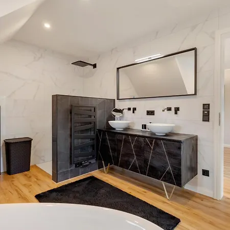 Feriehus Luxurious Family House Tornesch