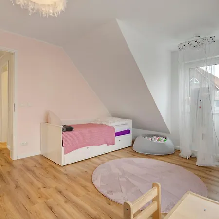 Ferienhaus Luxurious Family House *